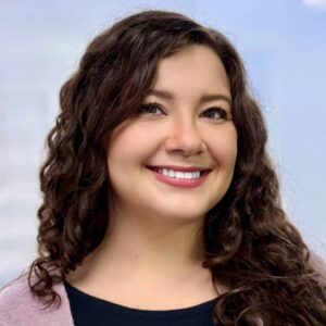 madeleine-meyer-headshot