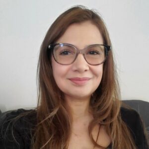 Alicia Rivera Headshot