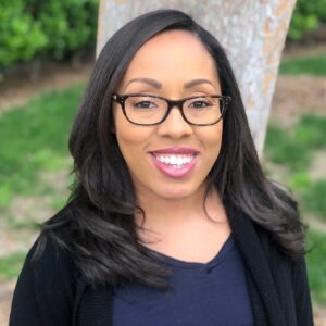 Gina Gurrero, LMFT Headshot